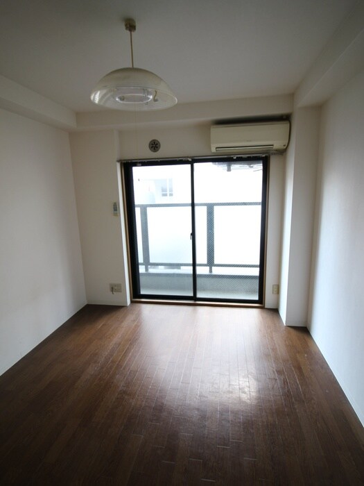 レクシア京橋TRESの物件内観写真