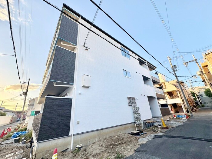 AVANTIO寝屋川市駅の物件外観写真