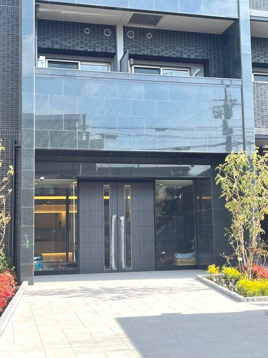 ﾌﾟﾚｻﾝｽ東三国ｴﾝﾌﾞﾚｲｽ(905)の物件外観写真