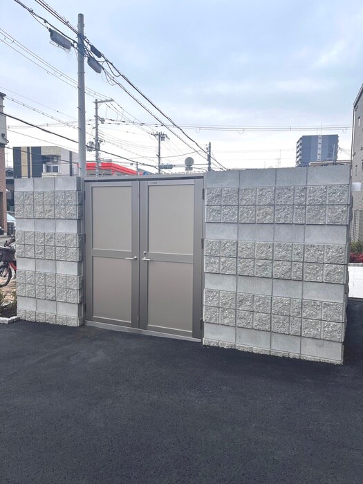 ﾌﾟﾚｻﾝｽ東三国ｴﾝﾌﾞﾚｲｽ(905)の物件外観写真