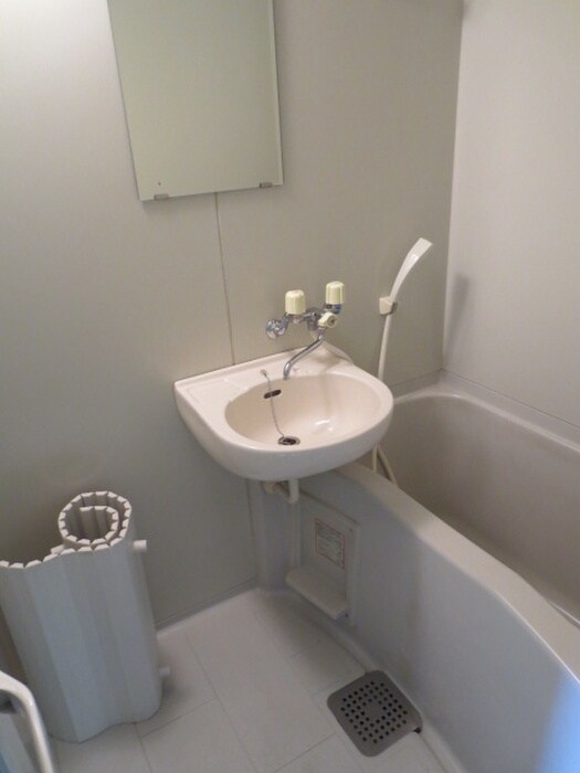 カメリアハイツＡの物件内観写真