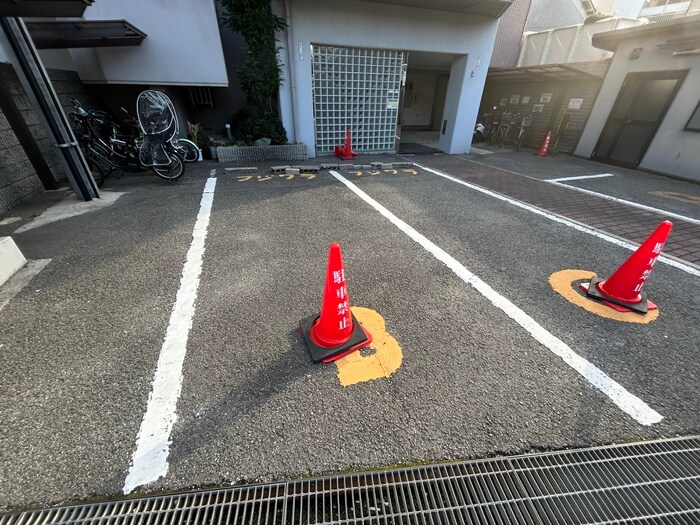 パルク長居の物件外観写真