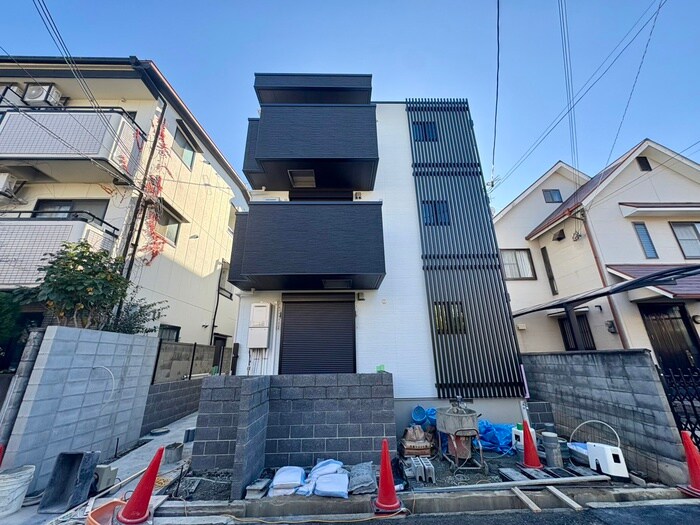 ＪＥＷＥＬ　～ＨＩＫＡＲＩ～の物件外観写真