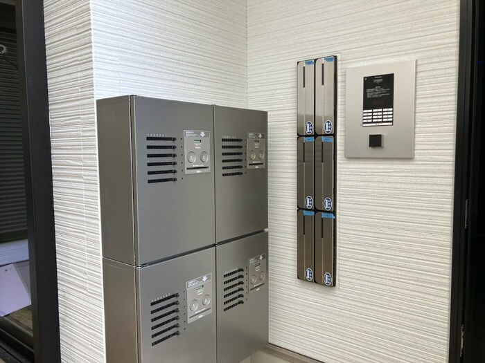 ＪＥＷＥＬ　～ＨＩＫＡＲＩ～の物件外観写真