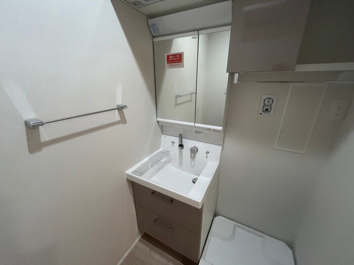 ＪＥＷＥＬ　～ＨＩＫＡＲＩ～の物件内観写真