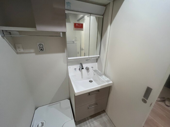 ＪＥＷＥＬ　～ＨＩＫＡＲＩ～の物件内観写真