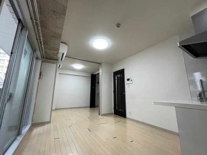 インボイス難波南レジデンスの物件内観写真