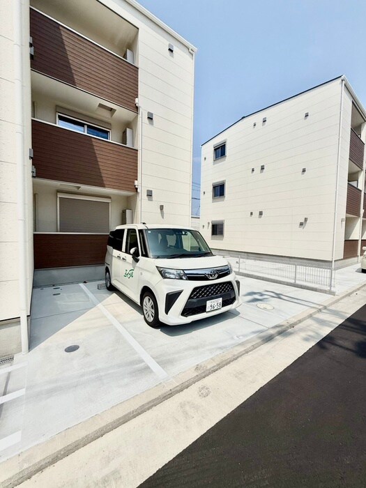 ジーメゾン上野町の物件外観写真