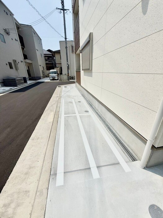 ジーメゾン上野町の物件外観写真