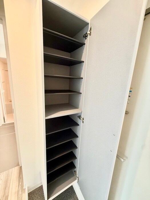 ジーメゾン上野町の物件内観写真