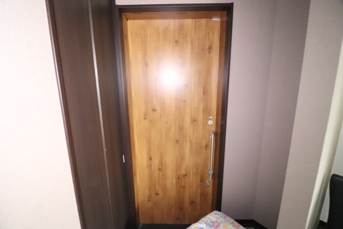 昭和通1丁目貸家の物件内観写真