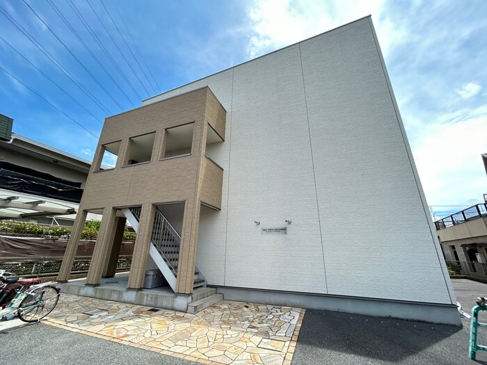 ﾌｼﾞﾊﾟﾚｽｽﾘｰﾊｰﾌﾞｽﾞ中百舌鳥町の物件外観写真