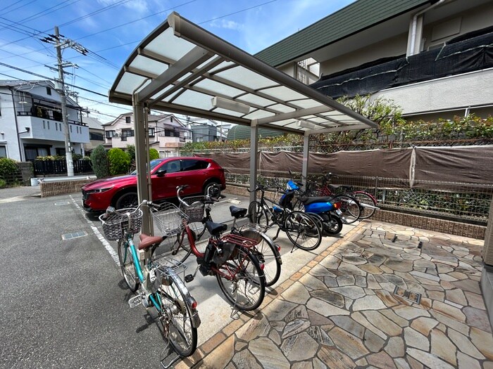 ﾌｼﾞﾊﾟﾚｽｽﾘｰﾊｰﾌﾞｽﾞ中百舌鳥町の物件外観写真