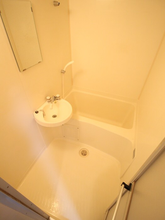 ファ－ストユ－スハイツの物件内観写真