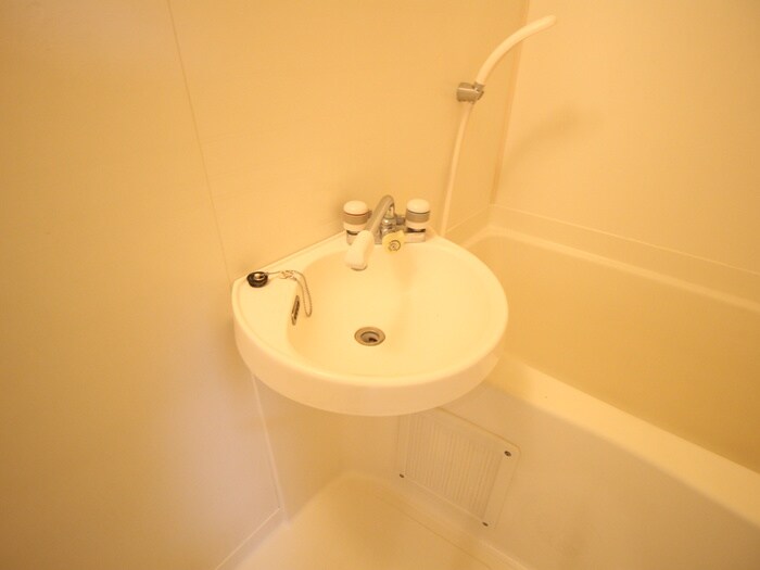 ファ－ストユ－スハイツの物件内観写真