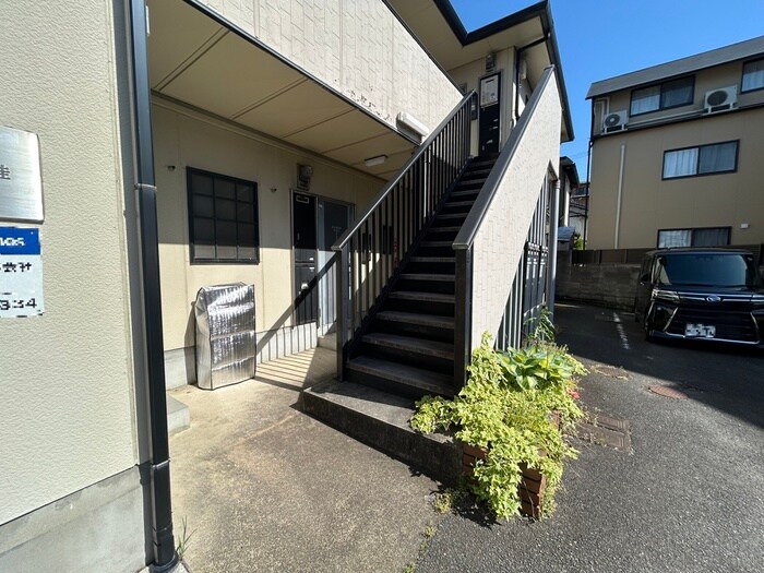 サンライフ上桂の物件外観写真