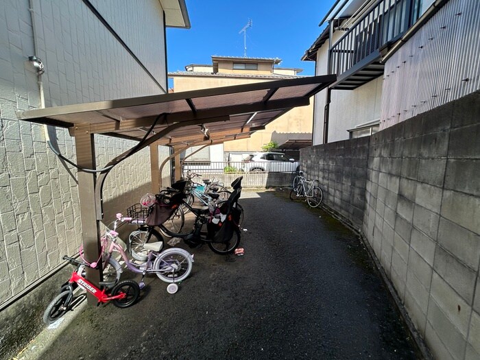 サンライフ上桂の物件外観写真