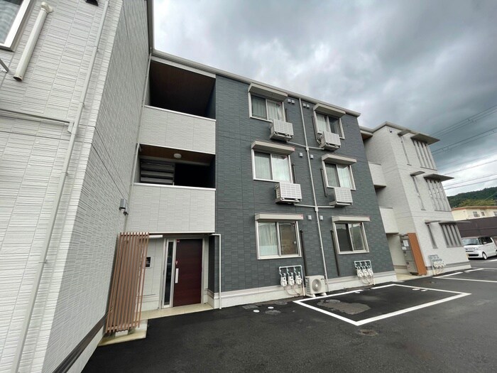 アトレーユ長岡京の物件外観写真