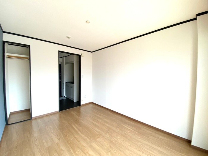 第三吉与門ハイツの物件内観写真