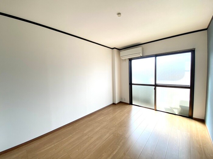 第三吉与門ハイツの物件内観写真