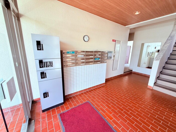 ホワイトオアシスレジデンス７６の物件外観写真