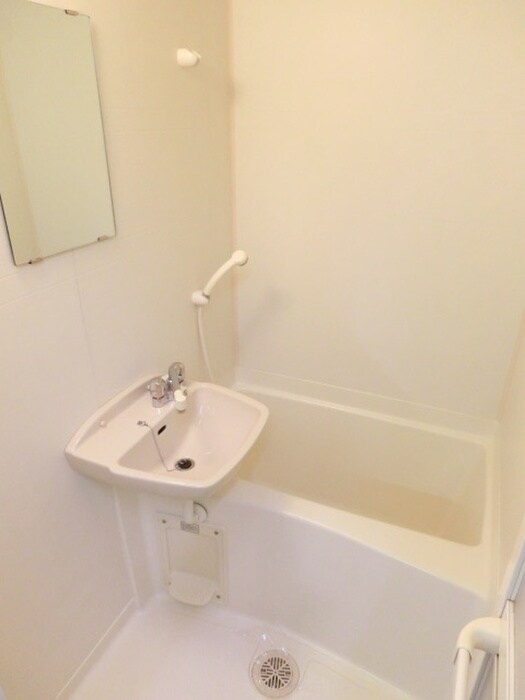 ベレヴュー鴨川の物件内観写真