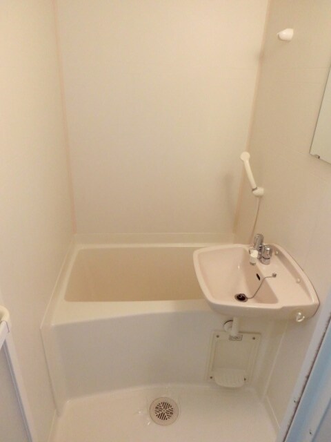 ベレヴュー鴨川の物件内観写真