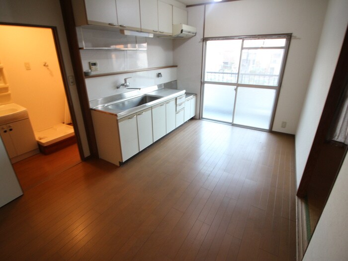 磐手ハイツの物件内観写真