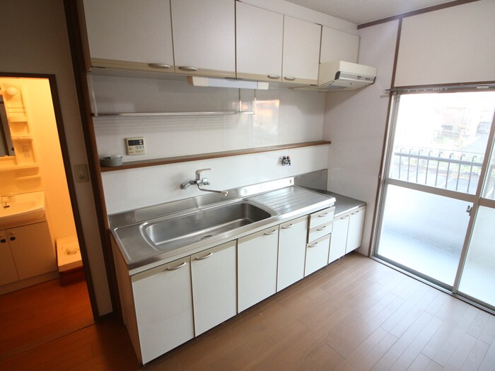 磐手ハイツの物件内観写真