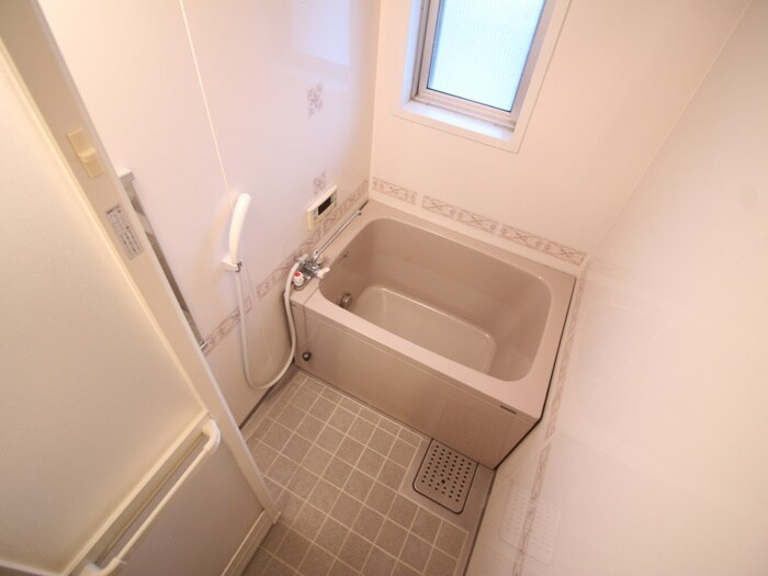 磐手ハイツの物件内観写真