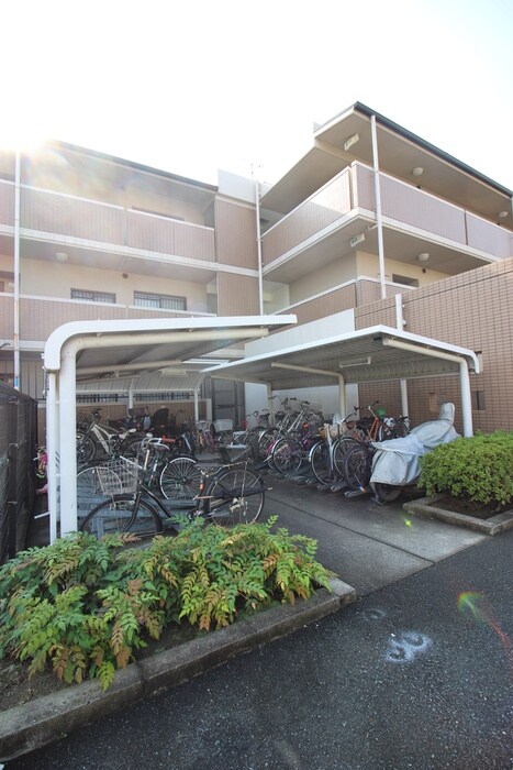 エレガンドミ－ルの物件外観写真