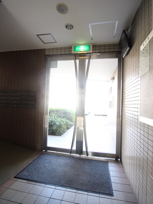 エレガンドミ－ルの物件外観写真