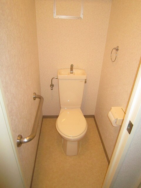 エレガンドミ－ルの物件内観写真