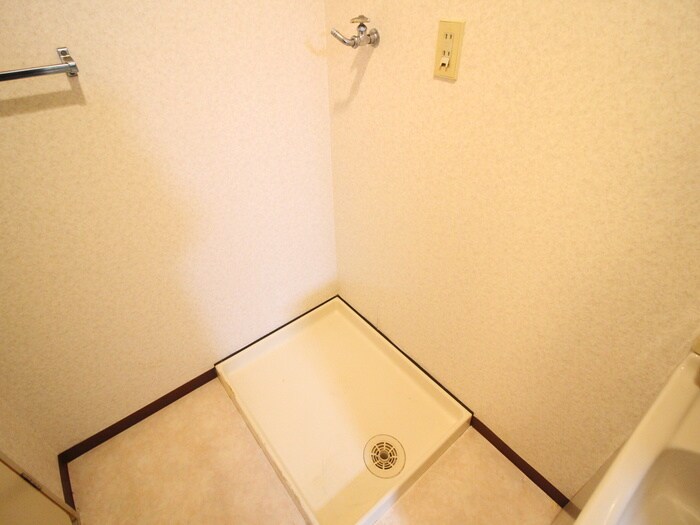 アドバンス松田の物件内観写真