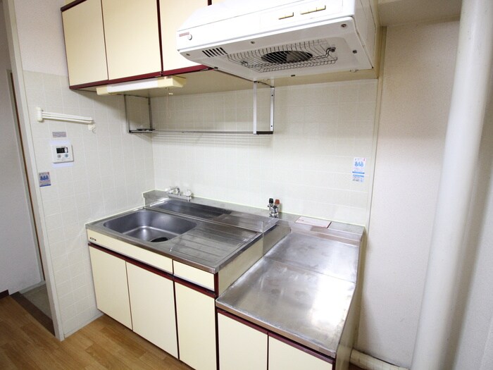 アドバンス松田の物件内観写真