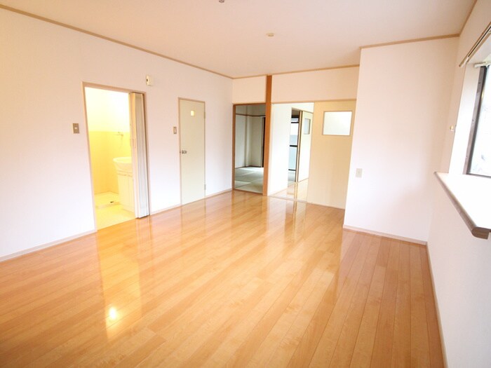 水尾千歳ハイツの物件内観写真