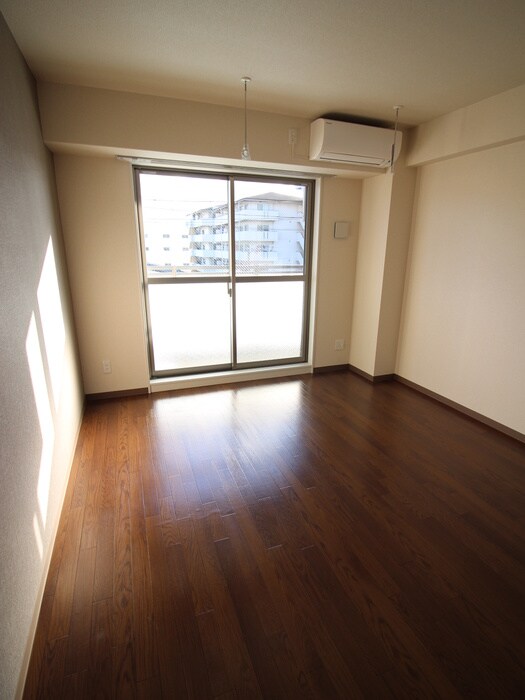 SA-COURTの物件内観写真