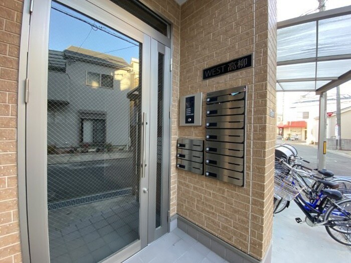 ＷＥＳＴ高柳マンションの物件外観写真