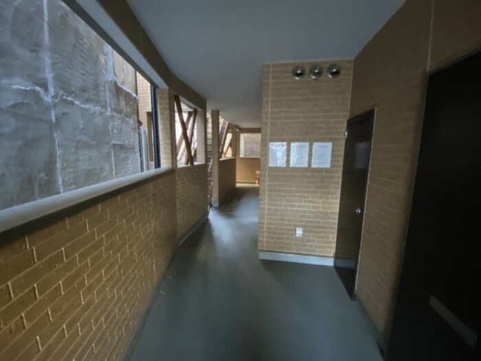 ＷＥＳＴ高柳マンションの物件外観写真