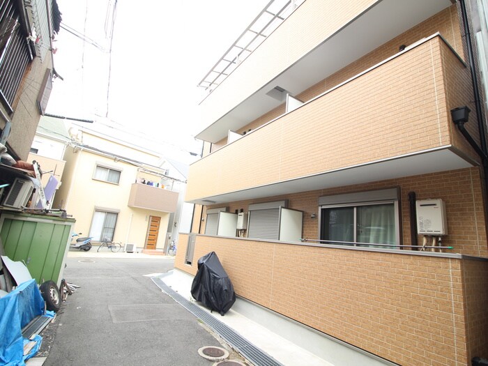 ＷＥＳＴ高柳マンションの物件外観写真