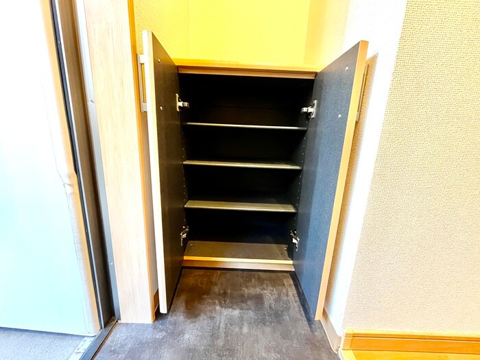 ＷＥＳＴ高柳マンションの物件内観写真