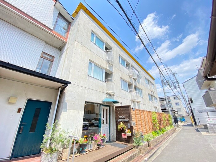 ジョリーハウスノムラの物件外観写真