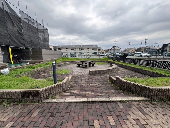 ニュ－リバ－サイド八尾南Ｄ棟の物件外観写真