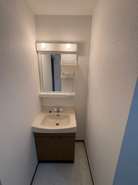 ニュ－リバ－サイド八尾南Ｄ棟の物件内観写真