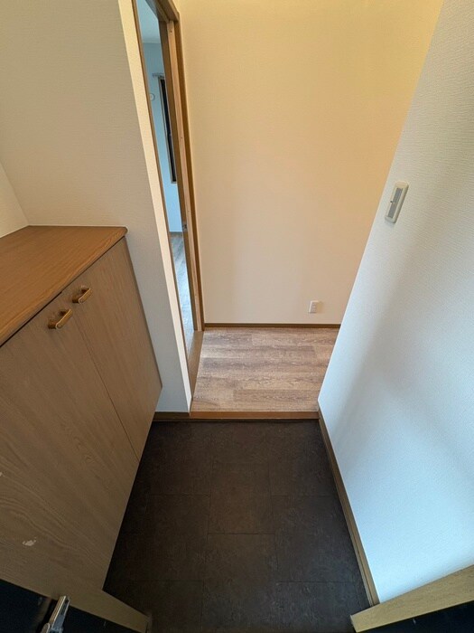 ニュ－リバ－サイド八尾南Ｄ棟の物件内観写真