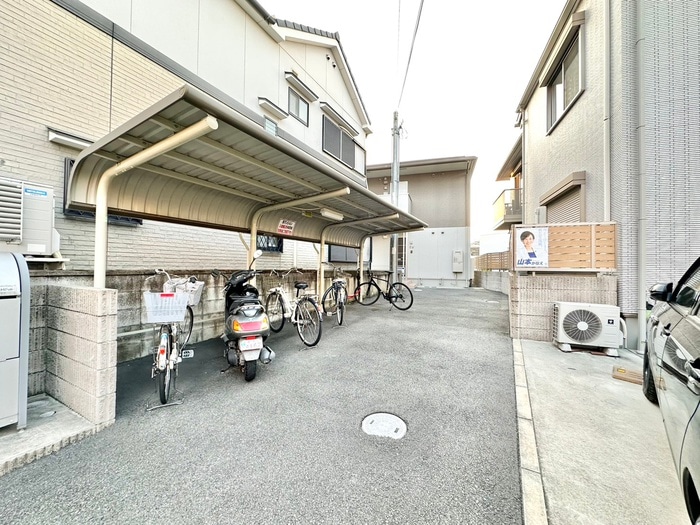 フィカーサの物件外観写真