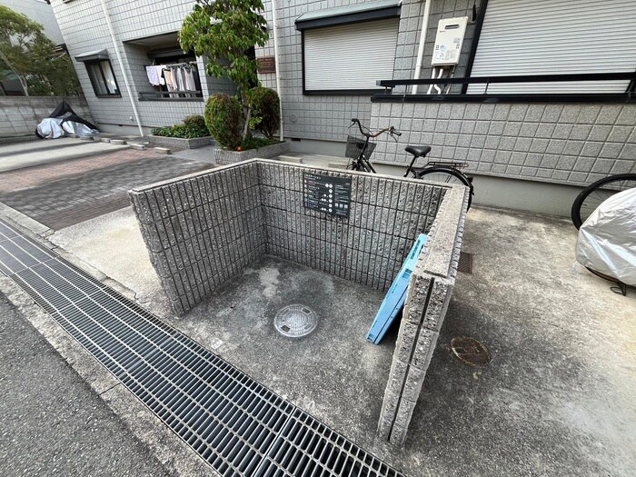 オクト甲子園口の物件外観写真