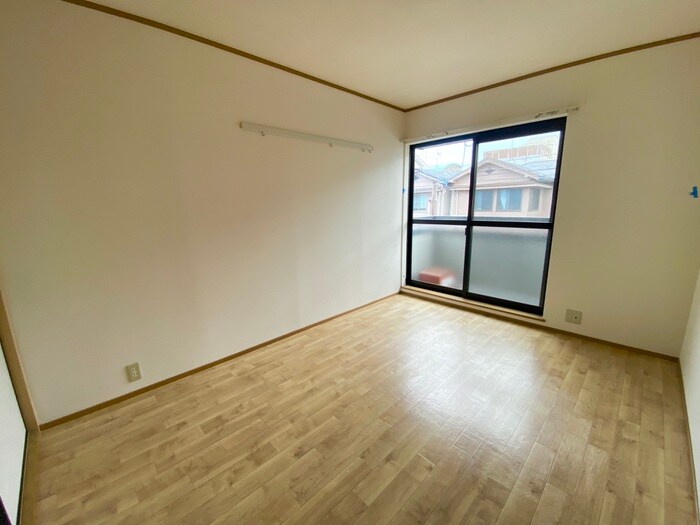 オクト甲子園口の物件内観写真