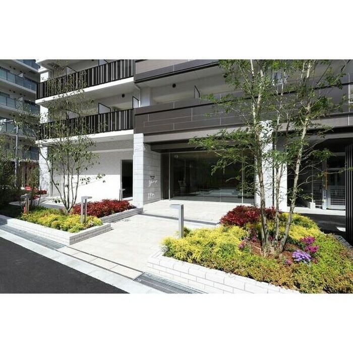 ｽﾌﾟﾗﾝﾃﾞｨｯﾄﾞ十三本町の物件外観写真