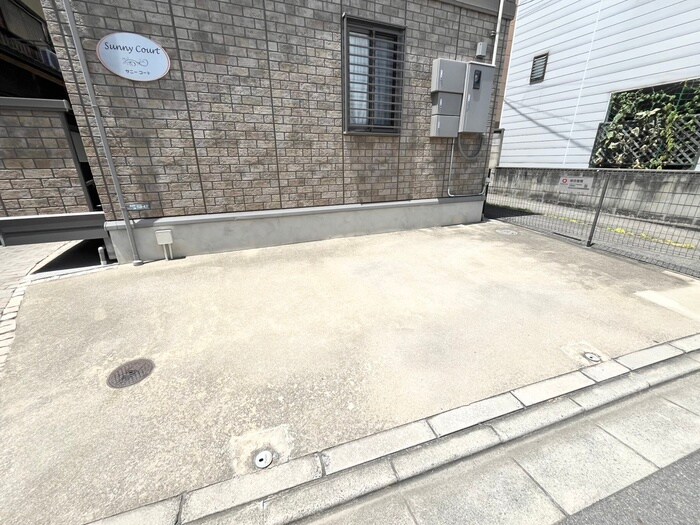 サニーコートの物件外観写真
